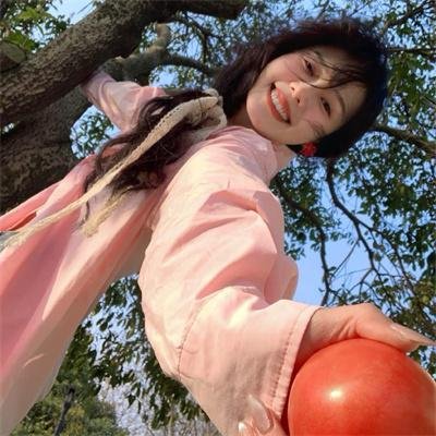 陪她一会儿